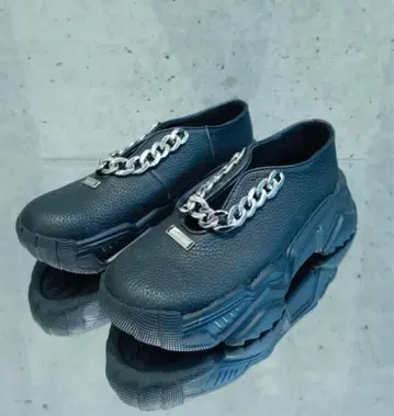 MIKAGE SHIN 스니커즈 가죽 신발 밑창 보강 완료