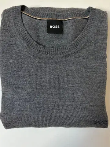 BOSS 그레이 크루넥 스웨터 S 사이즈