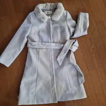 MISCH MASCH 라이트 그레이 토끼 롱 코트