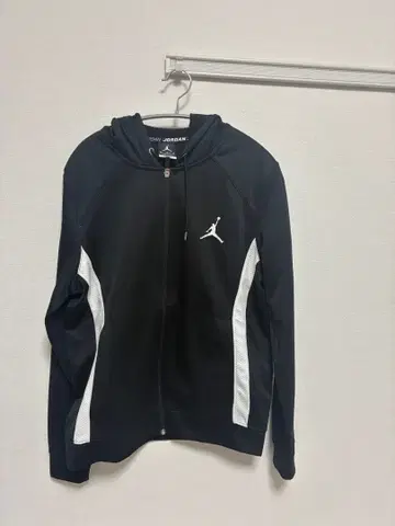 Jordan DRI-FIT 후드티 M 블랙/화이트