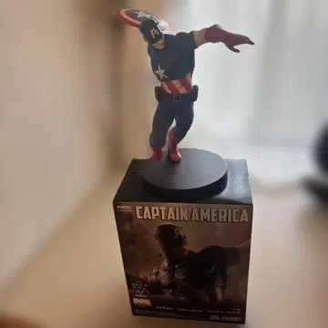 캡틴 아메리카 피규어