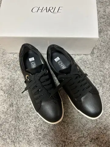 CHARLE RW701 블랙 스니커즈 22.5cm