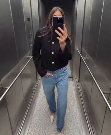 ZARA 크루넥 숏 자켓