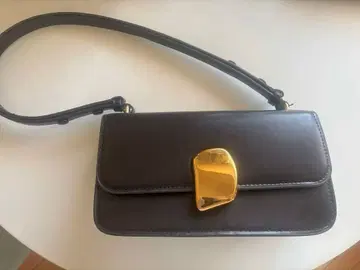 ZARA 다크 브라운 가죽 숄더백