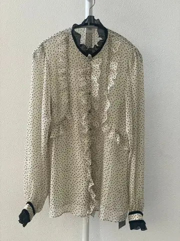 이에나 라부르클 미사용 도트 프릴 쉬폰 블라우스