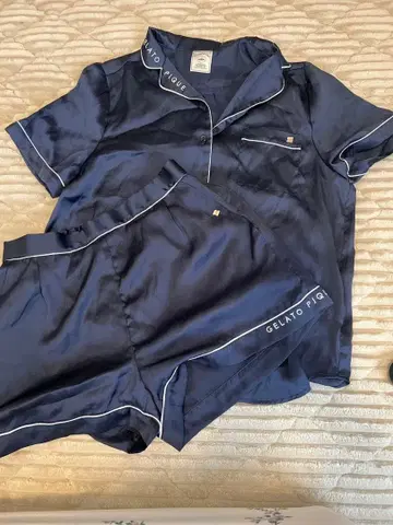 새상품급 젤라피케 룸웨어