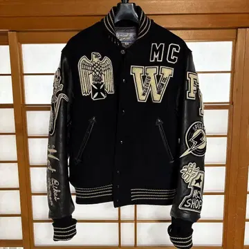 화이츠빌 바시티 자켓