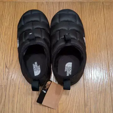 THE NORTH FACE K Nuptse Mule II 22.0cm