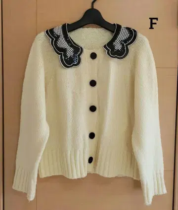 손세탁 가능 아이보리 프리 사이즈 스팽글 스캘럽 니트 가디건