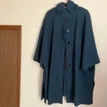 군겐도 토미 울 코트