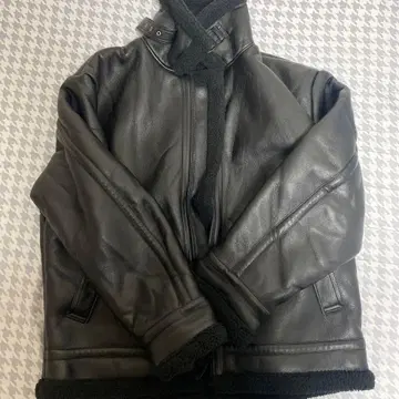 후드 부착 가죽 자켓 블랙