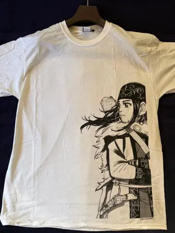 [ 영국 한정판 미사용 공식 ] 골든 카무이 아시리파 T셔츠