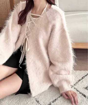 [ apres jour clair ] 샤기 레이스업 니트 가디건