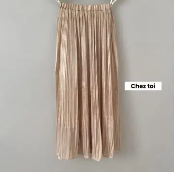 Chez toi  플리츠 플레어 롱 스커트 골드 미사용 새상품