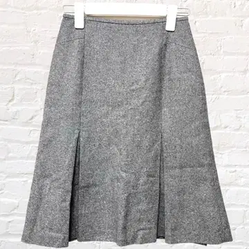 미쉘클랑 플레어 스커트 플리츠 숏 기장 무릎 기장 오피스 심플