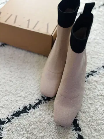 VIVAIA 스퀘어토 발수 가공 숏부츠