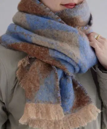 ear PAPILLONNER 머플러