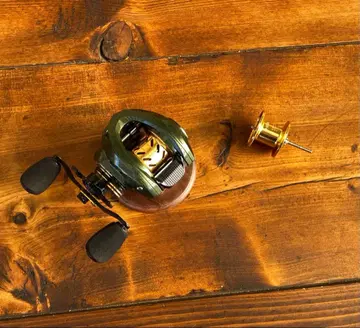 베이트릴 배스 낚시 송어 EVA 노브 메탈릭 그린 교체 스풀 포함