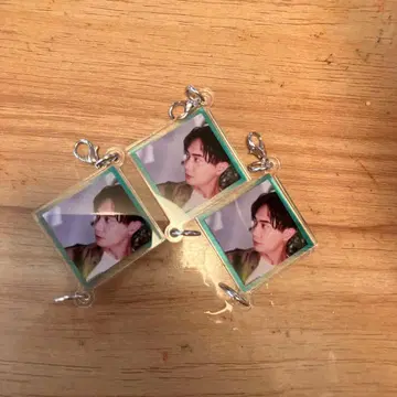 스즈키 타츠히사 아크릴 키링