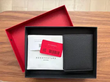 즉시 발송 새상품급 보나벤츄라 접이식 지갑 블랙 슈링크 가죽
