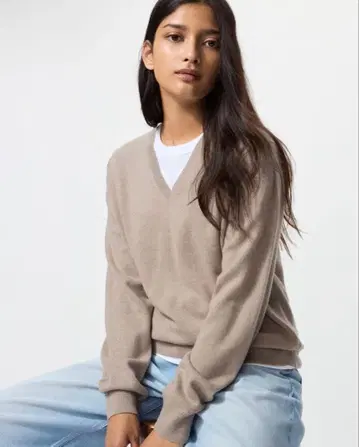 [새상품급] UNIQLO 캐시미어 V넥 니트 스웨터 베이지 M