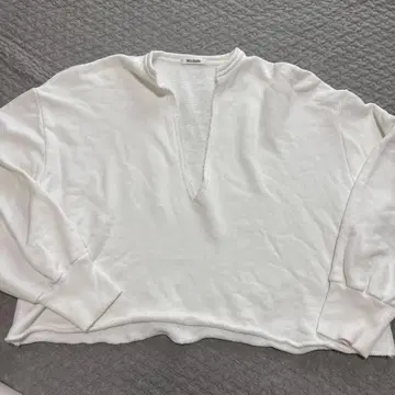 컨디션 최상 Whim Gazette 맨투맨 V넥 풀오버