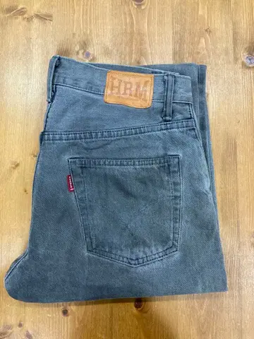 할리우드 런치마켓 블랙 데님 31인치