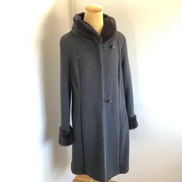 엠즈 그레이시 경량 무릎 기장 코트