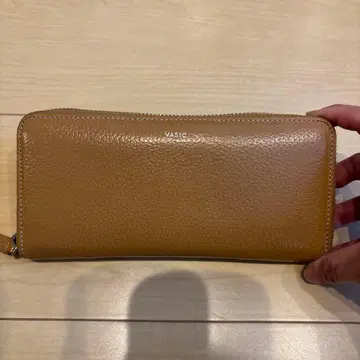 VASIC 베이지 가죽 장지갑