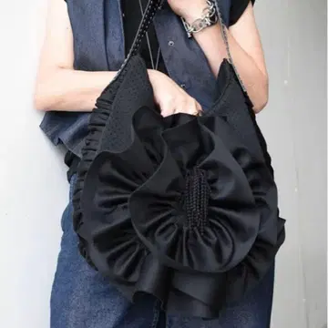 [ 새상품 ] 이스토와르U 나탈리 밥딩 토트백 L 사이즈 블랙