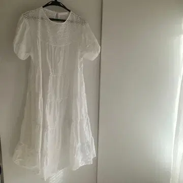 Merlette의 화이트 원피스
