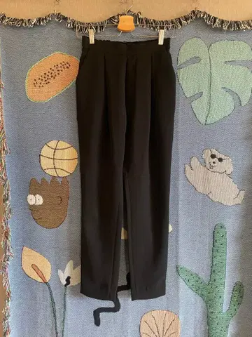 엔폴드 36 블랙 플리츠 슬랙스