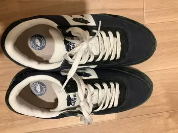 카루후 스니커즈