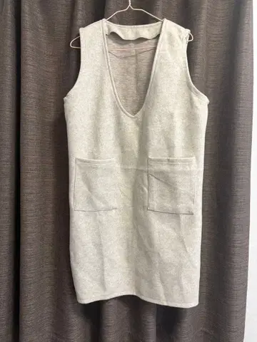 슬리브리스 무릎 기장 원피스