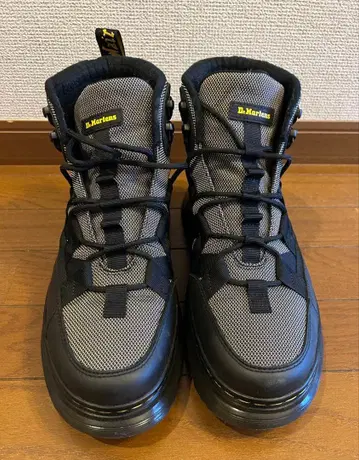 닥터마틴 부리 캐주얼 부츠