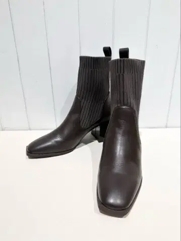 COCO DEAL 사이드 고어풍 니트 부츠