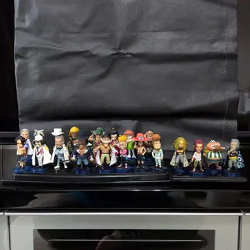 원피스 월드 콜렉터블 피규어 vol 17 .33 마린포드 1 외