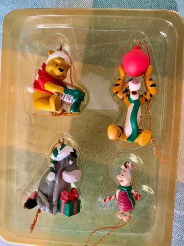 곰돌이 푸 크리스마스 캐릭터 4체 세트