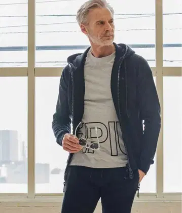 1PIU1UGUALE3RELAX 우노피우 셋업 블랙