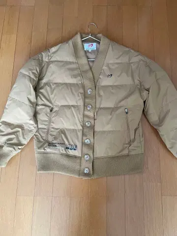 MASTER BUNNY EDITION 다운 자켓 사이즈 1