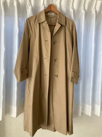 저널 스탠다드 리룸 코트