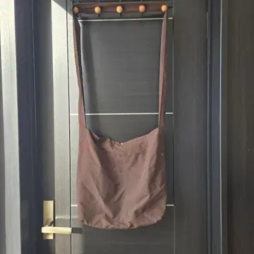 BURLAP OUTFIT 브라운 숄더백