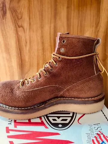 화이츠 노스웨스트 8하프 아메카지 비브람