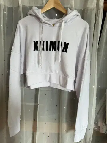 코다 쿠미 후드티 화이트 L