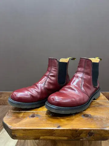 닥터마틴 2976 사이드 고 첼시 부츠 버건디