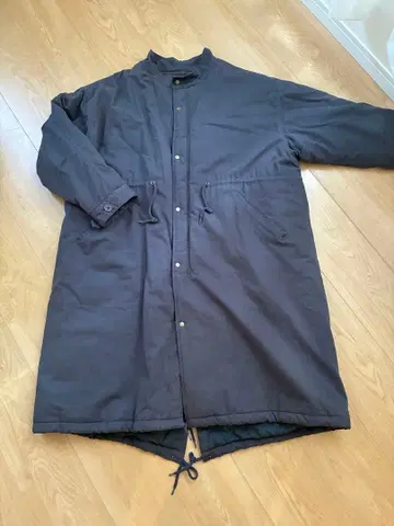 다크 그레이 모즈 코트