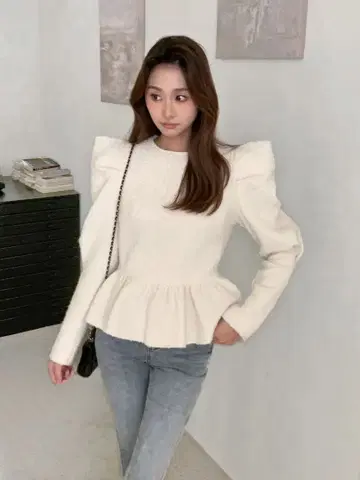 BIRTHDAY BASH PUFF SHOULDER FRILL TOPS