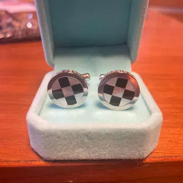 다케오 키쿠치 쉘 체커 패턴 커프스 실버/블랙