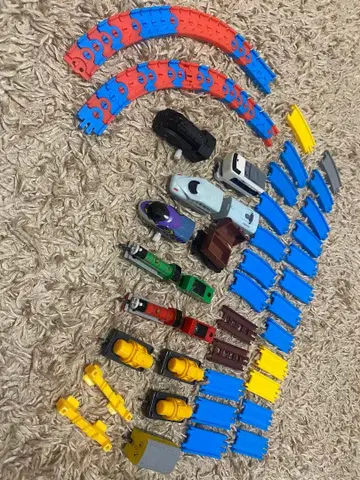 프라레일 차량과 레일 세트