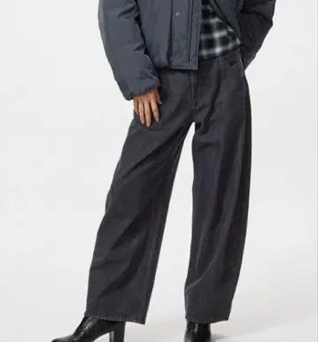 UNIQLO 배기 커브 진 23 (58.5) 표준 길이